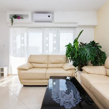 Deluxe New Kastela Agneza Apartment Near Splitairport Екстер'єр фото