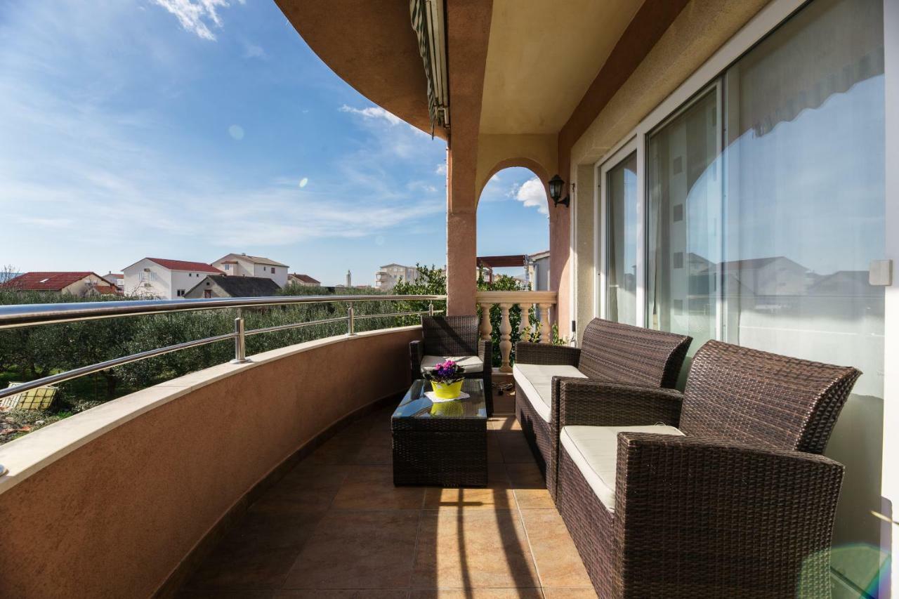 Deluxe New Kastela Agneza Apartment Near Splitairport Екстер'єр фото